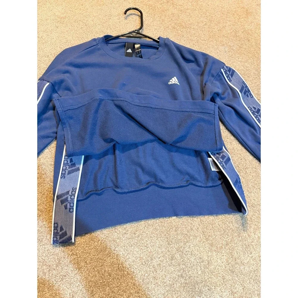 Adidas Womens Blue Sweatshirt W/ Side Slits Small Like New